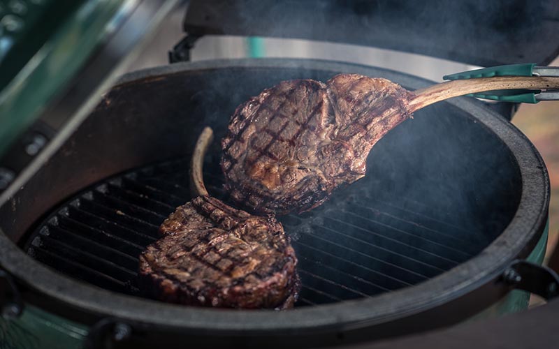 Big Green Egg Tomahawk steak